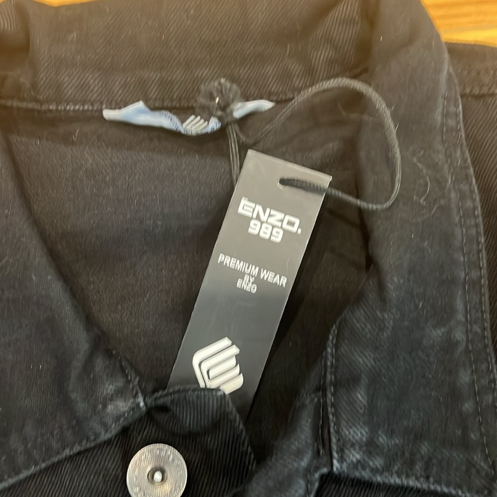 Black Structured Button-Up Lightweight Jacket - Picture 3 of 3